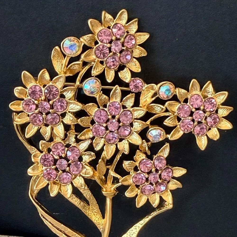 Vintage Gold Tone Floral Rhinestone Brooch